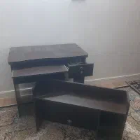 میزتحریر و کامپیوتر