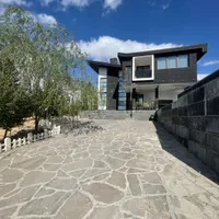 باغ ویلا مدرن ۱۵۰۰ متری با کنتور برق