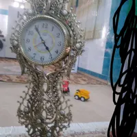 ساعت دیواری تمیز