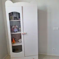 فروش تخت و کمد کودک و نوجوان