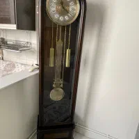 ساعت ایستاده چوبی