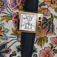 ساعت مچی|ساعت|رباط‌کریم, رباط‌کریم|دیوار