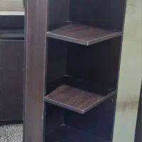 قفسه از جنس لترون