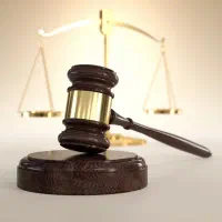 ارائه مشاوره حقوقی و قبکل وکالت