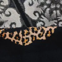 دو عدد کاور  کوسن مخمل ترک به همراه جا کنترلی مبلی|صنایع دستی و سایر لوازم تزئینی|کرج, مطهری|دیوار