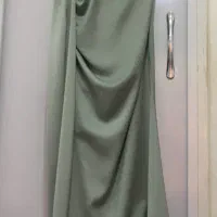 لباس مجلسی سبز تک‌شانه در حدنو فقط۴ ساعت پوشیده ۴۴|لباس|بهبهان, |دیوار