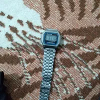 ساعت اوماکس