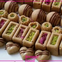 مهمونیهاتون رو با حلوا و خرمای مجلسی ما خاص کنید|خوردنی و آشامیدنی|شهر بابک, |دیوار