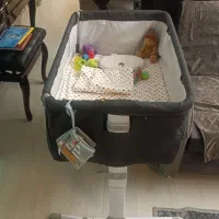 تخت کنار تخت ویرا دلیجان همراه لوازم نوزادی