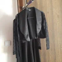 لباس مجلس|لباس|رودهن, |دیوار