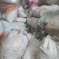 بطری نوشابه و کارتن