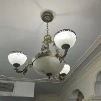 سه لوستر برنز سالم سالم|لوستر و چراغ آویز|محلات, |دیوار