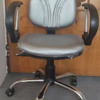 صندلی چرخ دار