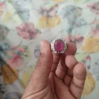 انگشتر یاقوت