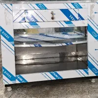 تابلوLED و میز مغازه