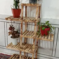 استند گل چوبی