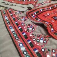 لباس دست دوز