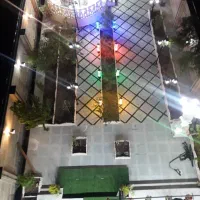 نصاب نصب موکت/چمن مصنوعی/ترمووال/ماربل شیت/|خدمات پیشه و مهارت|شیراز, فرهنگ شهر|دیوار