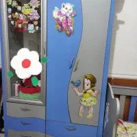 تخت و کمد کودک