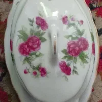 ظروف گلسرخی|کلکسیون اشیاء عتیقه|رشت, پیرسرا|دیوار