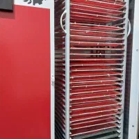 یک دستگاه خشک کن میوه و سبزیجات حرفه ایی