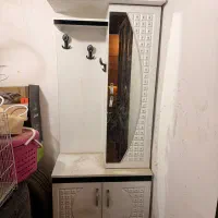 جاکفشی همراه با آویز لباس