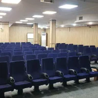 اجاره سالن آمفی تئاتر|اجارهٔ کوتاهمدت دفتر کار و فضای آموزشی|تهران, جمالزاده|دیوار