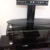میز تلویزیون شیشه ای