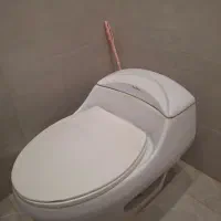 روشویی کابینتی و توالت فرنگی