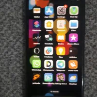 اپل iPhone X با حافظهٔ ۲۵۶ گیگابایت
