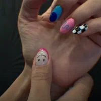 دستیار طراح ناخن|استخدام درمانی، زیبایی، بهداشتی|تهران, تهرانپارس جنوبی|دیوار