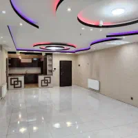 واحد سالیز B8 رو به دریاچه