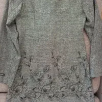 پالتو مشکی بوفالو و کت بلند طوسی کاپشن چرم و مخمل|لباس|اصفهان, آبشار|دیوار