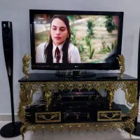 میزتلوزیون و تلوزیون