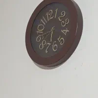 ساعت دیواری