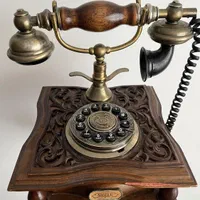تلفن قدیمی