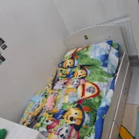 سرویس تخت و کمد و ویترین و میزتحریر کودک