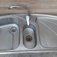 شیر آب و سینک ظرفشویی