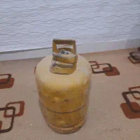 دوچرخه قدیمی و کپسول گاز|دوچرخه، اسکیت، اسکوتر|بن, |دیوار