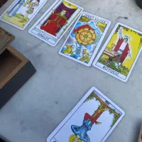 انواع فال تخصصی و تک نیت و شمع تراپی|خدمات پذیرایی، مراسم|تهران, صادقیه|دیوار