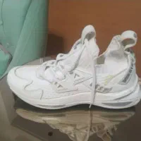 کتونی ۱۵۰تومن تعداد فقط تکی نیست