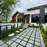 ویلا-فلت-130متری-درسته-نقلیه-اما-با-صفاست