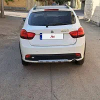 کوئیکr سفیدمشکی مدل۱۴۰۱،بدون خط وخش،شاسی سالم