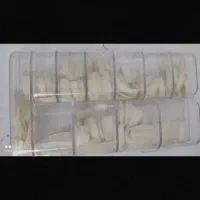 کاشت ناخن