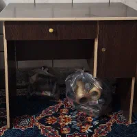 میز تمیز در حد نو