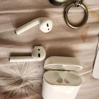 اپل ایرپاد ۲ اصلی apple airpod 2