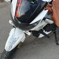 آپاچی ۱۸۰ مدل ۹۵ مزایده میباشد