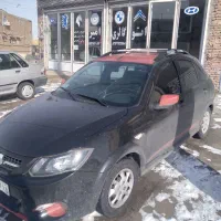 کوییک r مدل ۱۴۰۲ قرمز و مشکی