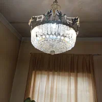 فروش چند عدد لوستر، تابلو فرش دستباف، گلدان