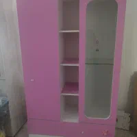 کتابخانه وکمد